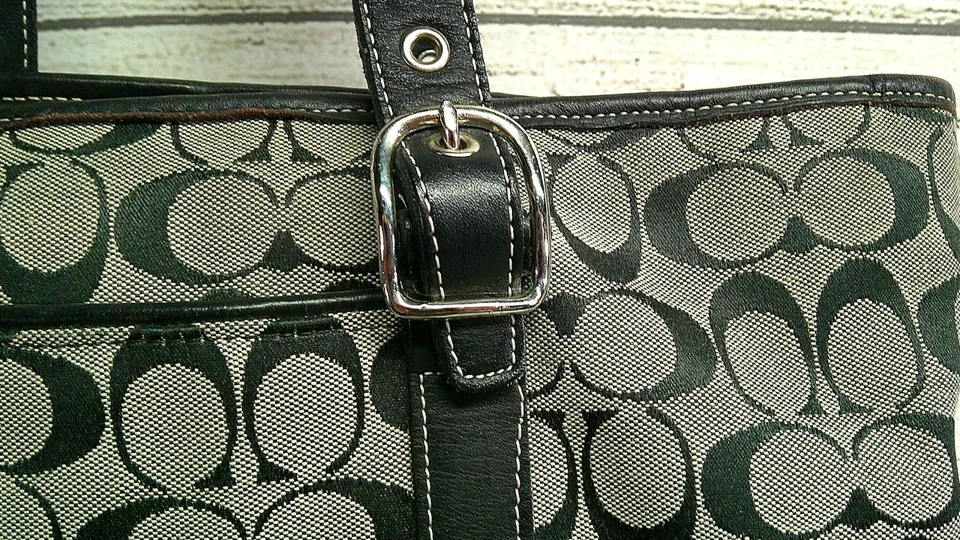 COACH Signature Shoulder Bag #6042 Black & Tan - Image 2 of 4