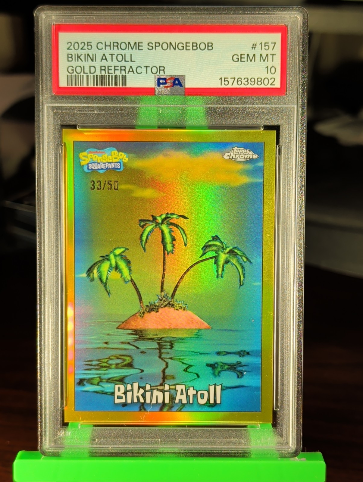 2025 Topps Chrome SpongeBob SquarePants No157 Bikini Atoll Gold Refractor #33/50 view 2