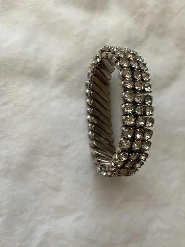 Vintage Sparkling Rhinestone Silver Tone Stretch Bracelet Costume Jewelry