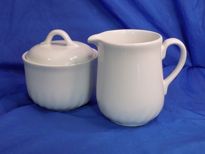 Corelle Coordinates ENHANCEMENTS Pattern Sugar Bowl & Creamer Set