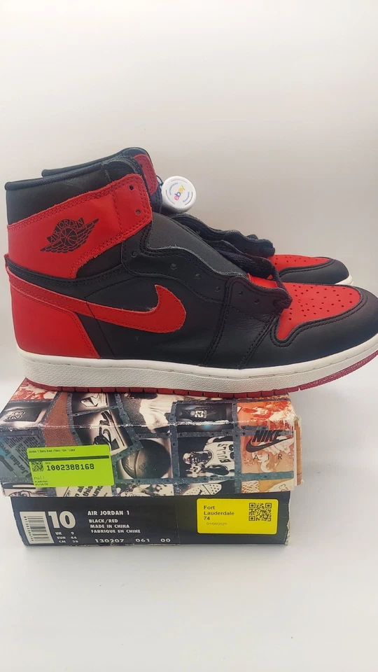 Size 10 - Air Jordan 1 Retro 1994 Bred - Image 2 of 4