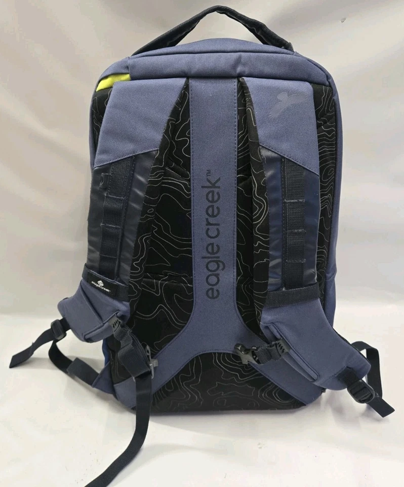 Eagle Creek Wayfinder Backpack 20L Arctic Blue. Free Shipping.  - Image 4 of 4
