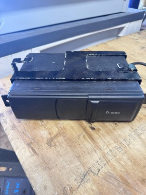 Lamborghini Gallardo 2005  OEM Disk 6-Disk CD Changer