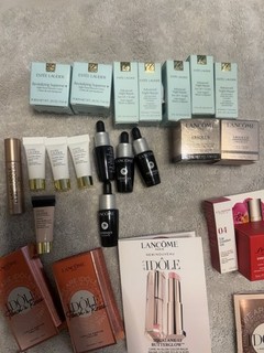 Huge Lot 25 Estée Lauder Lancôme Moisture Samples