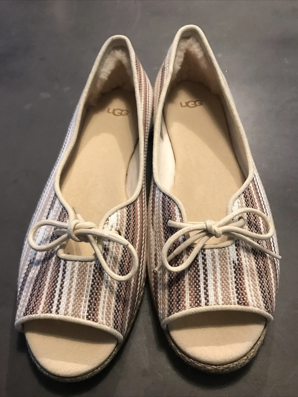 NUOVI sandali Ugg Tan Stripe Tessuto Espadrillas Taglia 10 PeepToe Tela Donna Piatti