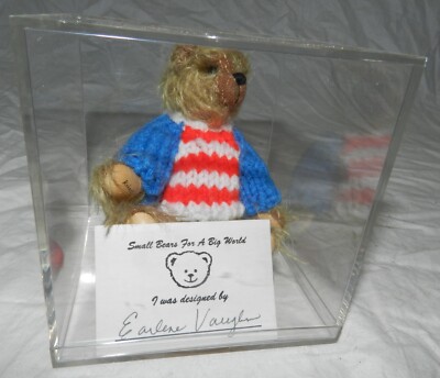 Mohair Teddy Bear - Robert #633 by Earlene Vaughn - World of Miniature Bears