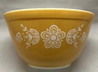 Vintage Pyrex Butterfly Gold Nesting Bowl 401 1.5 Pint