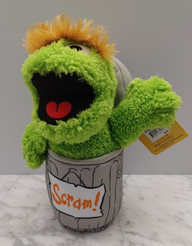 NEW Kohl's Cares 2023 Sesame Street Oscar The Grouch in Trash Can Plush, Scram!