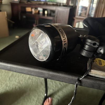 Roku at Studio Pro 100  Stone Light  Tested And Works Perfect
