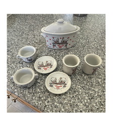 Campbell Campbell Kids Pretend Play Dish  Tea Set Cups Plates Pot