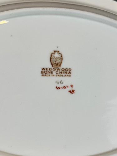 Wedgwood FLORENTINE DARK BLUE FLORAL 10 ¾” Oval Serving Bowl: MINT - Picture 5 of 12