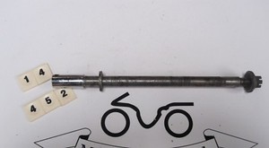 Yamaha XJ 750 F 41Y Hinterradachse Hinterachse Radachse Achse Steckachse hinten