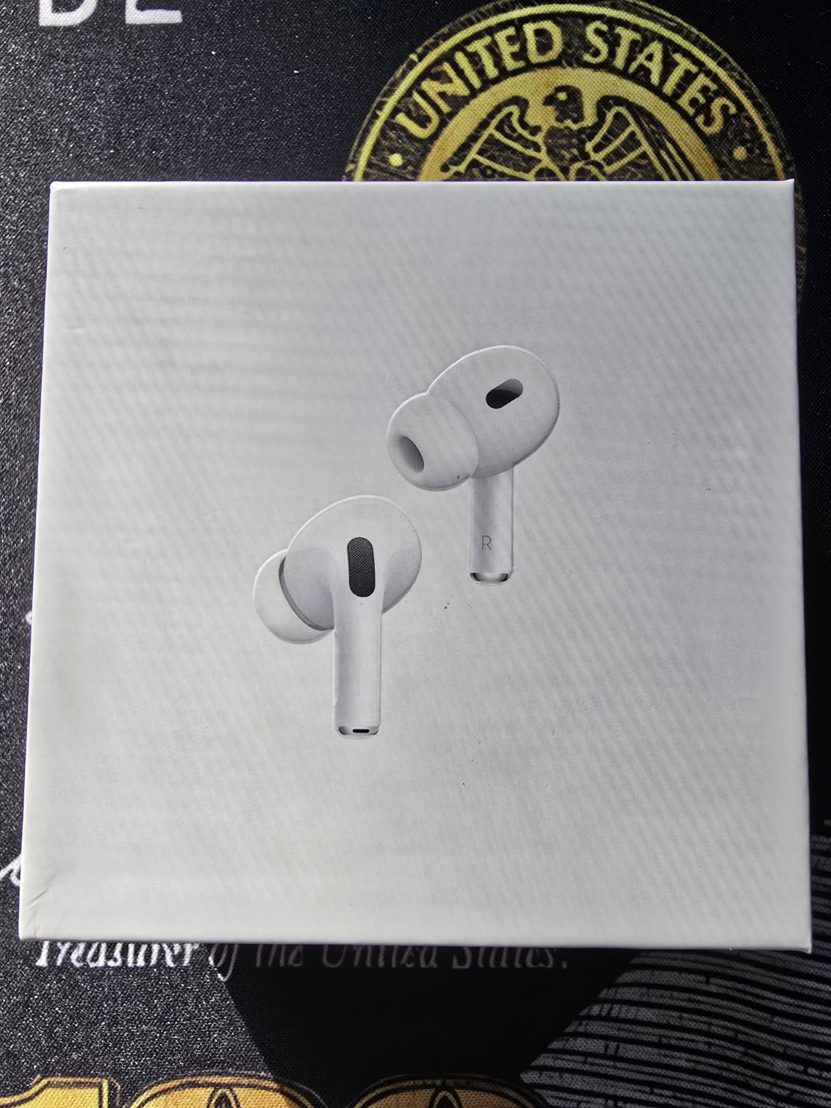 2nd Gen AirPods Pro with MagSafe Case USB-C for Enhanced Charging-image