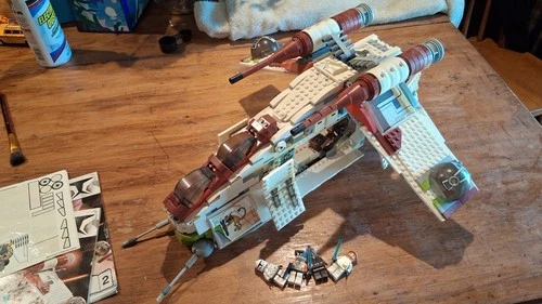 LEGO Star Wars: Republic Attack Gunship (7676) - Incomplete - Instructions Incl.