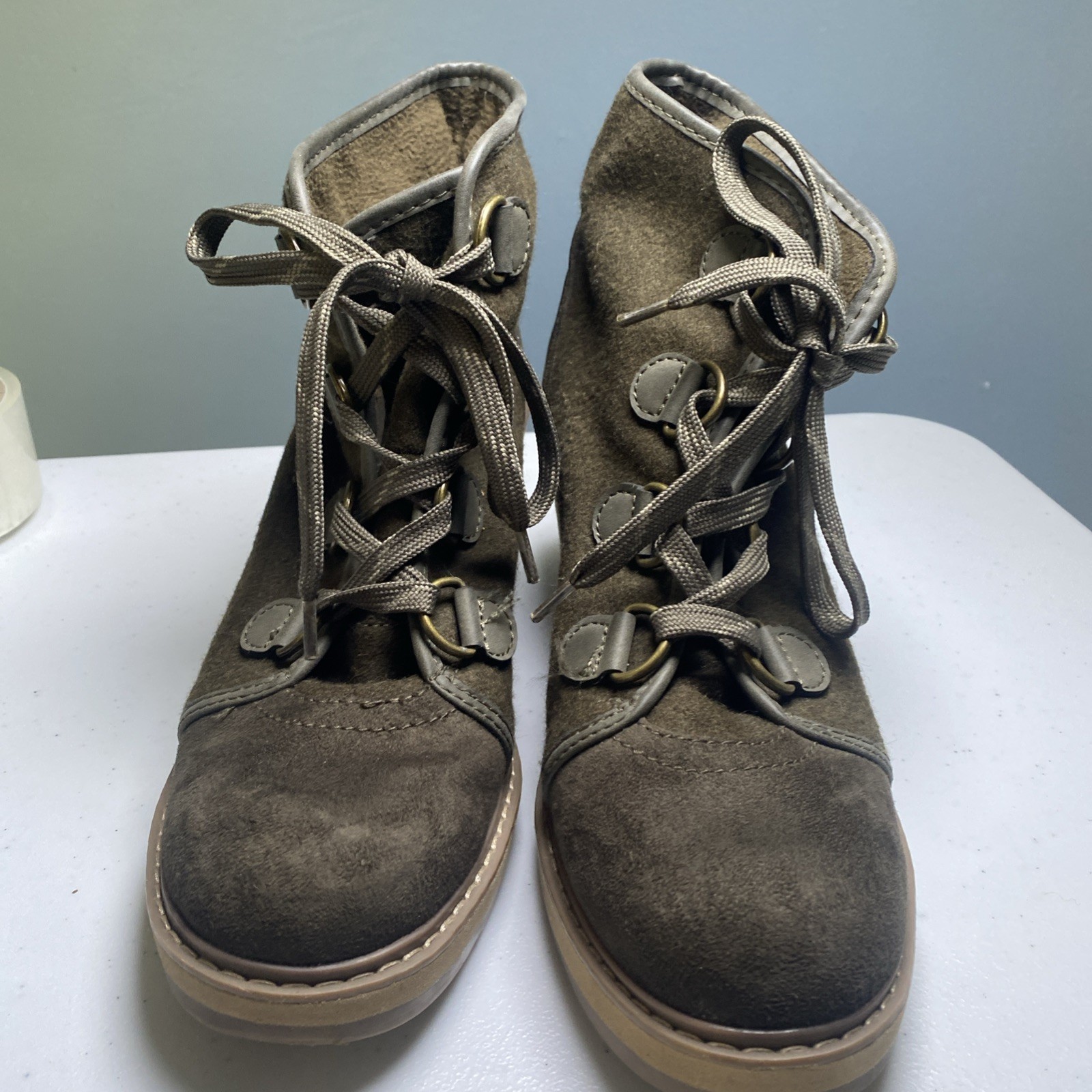 Merona Boots Womens 10 Ankle Bootie Brown Faux Leather Lace Up Wedge Heels