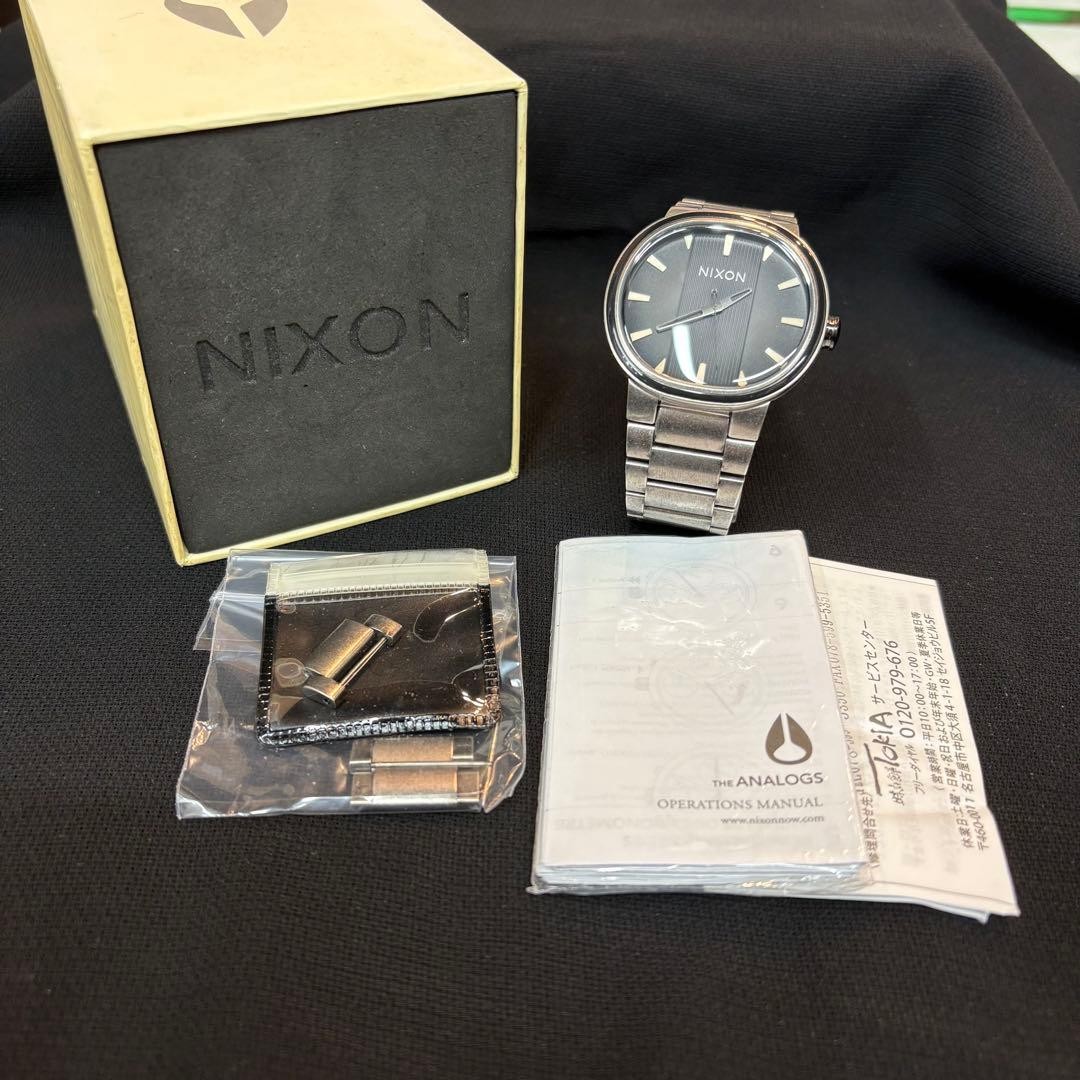 Excellent NIXON Quartz Watch For Men With Box And Accessories