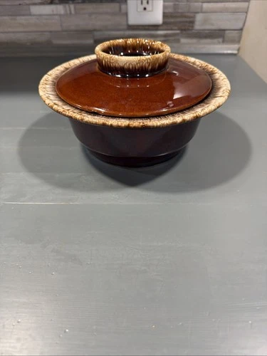 VTG Hull Pottery Brown Drip Glaze Covered Serving Bowl Made in USA 8" Diameter