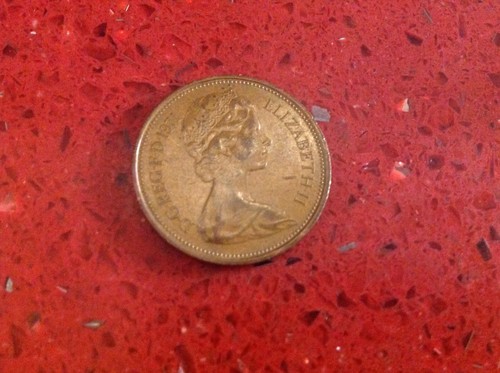 1971 2p New Pence coin in circulated condition - Queen Elizabeth II - Picture 3 of 4