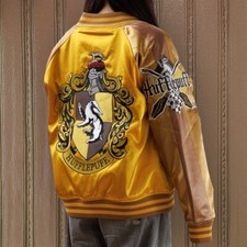 Harry Potter Hogwarts Hufflepuff Emblem Jacket Wizarding World Fantastic Beasts