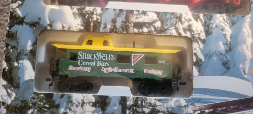 HO Scale IHC The 1995 ShopRite Express Train Set New - Image 3 of 4