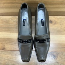 Bally Vintage 90's Pumps Fandera Olive 8 M Square Toe Cap Toe Career Minimalist