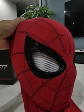 Spider-Man Mask Moving Arachnid Eyes Chin Control Eyes Helmet Masks Props Gift
