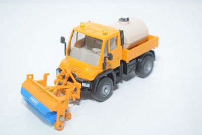 C12 1:55 SIKU 2921 MERCEDES-BENZ UNIMOG U400 U 400 FRONT SWEEPER VNMINT COND.