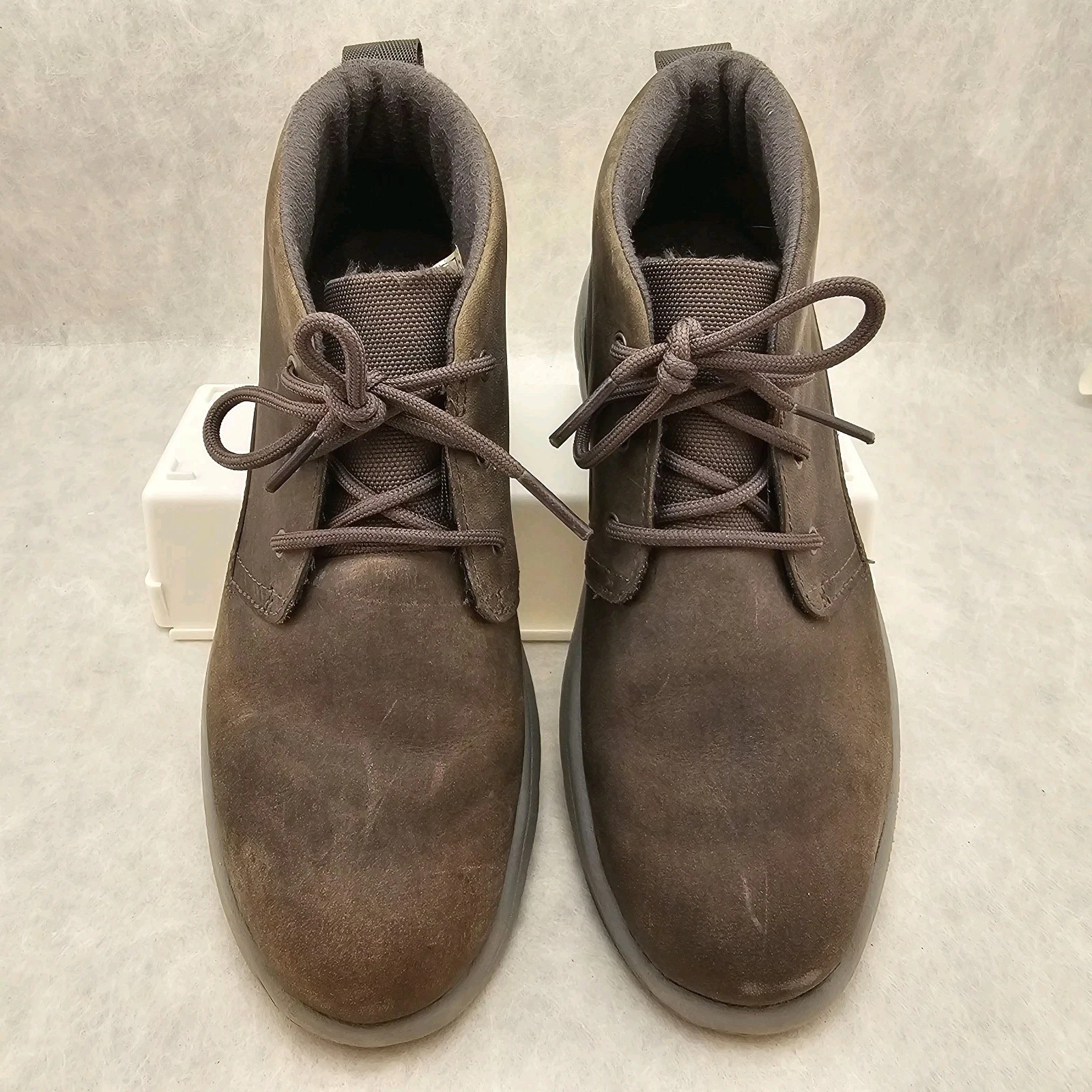 Stivaletti chukka UGG Treadlite impermeabili grigi bambini taglia 1