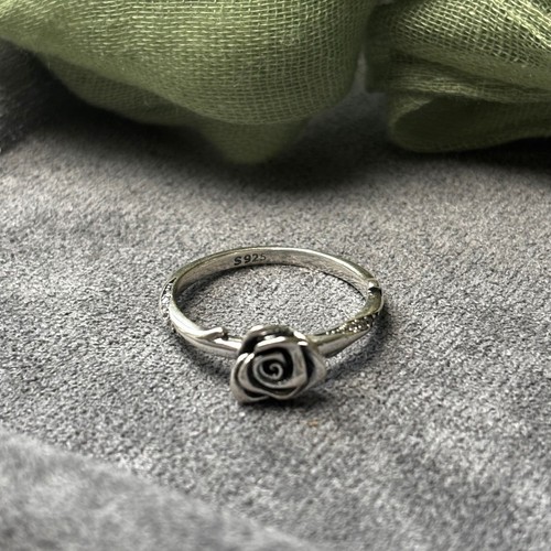 S925 Sterling Silver Rose Flower Vine Ring Size 8 Vintage Style