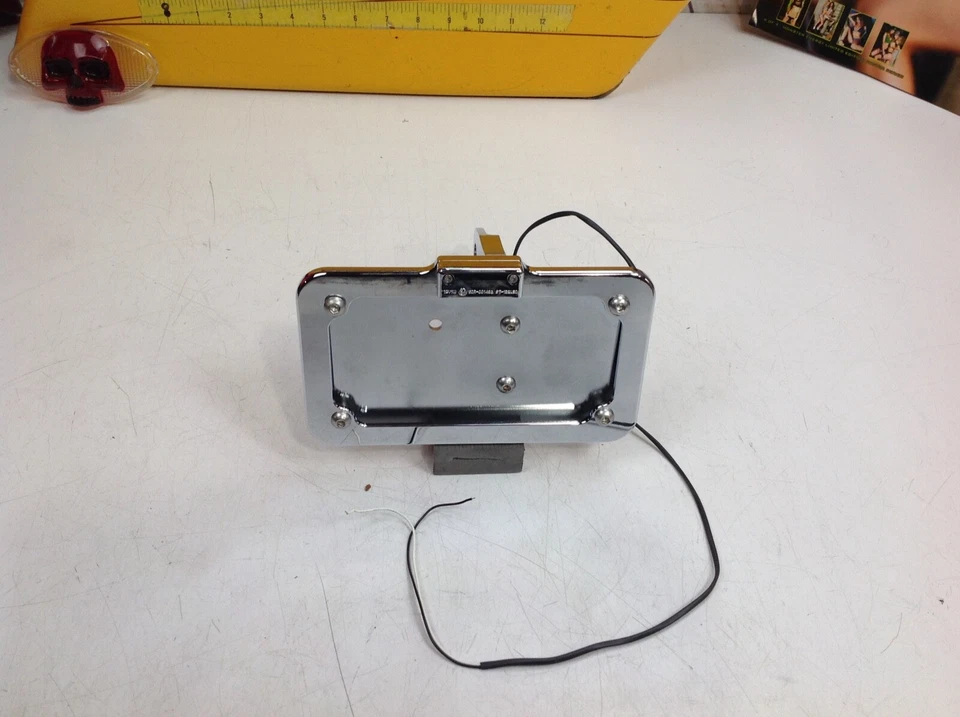 Harley Sportster 883.1200 Accutronix Montaje Lateral LED Kit de Placa de Licencia Cromo Foto 3 de 4