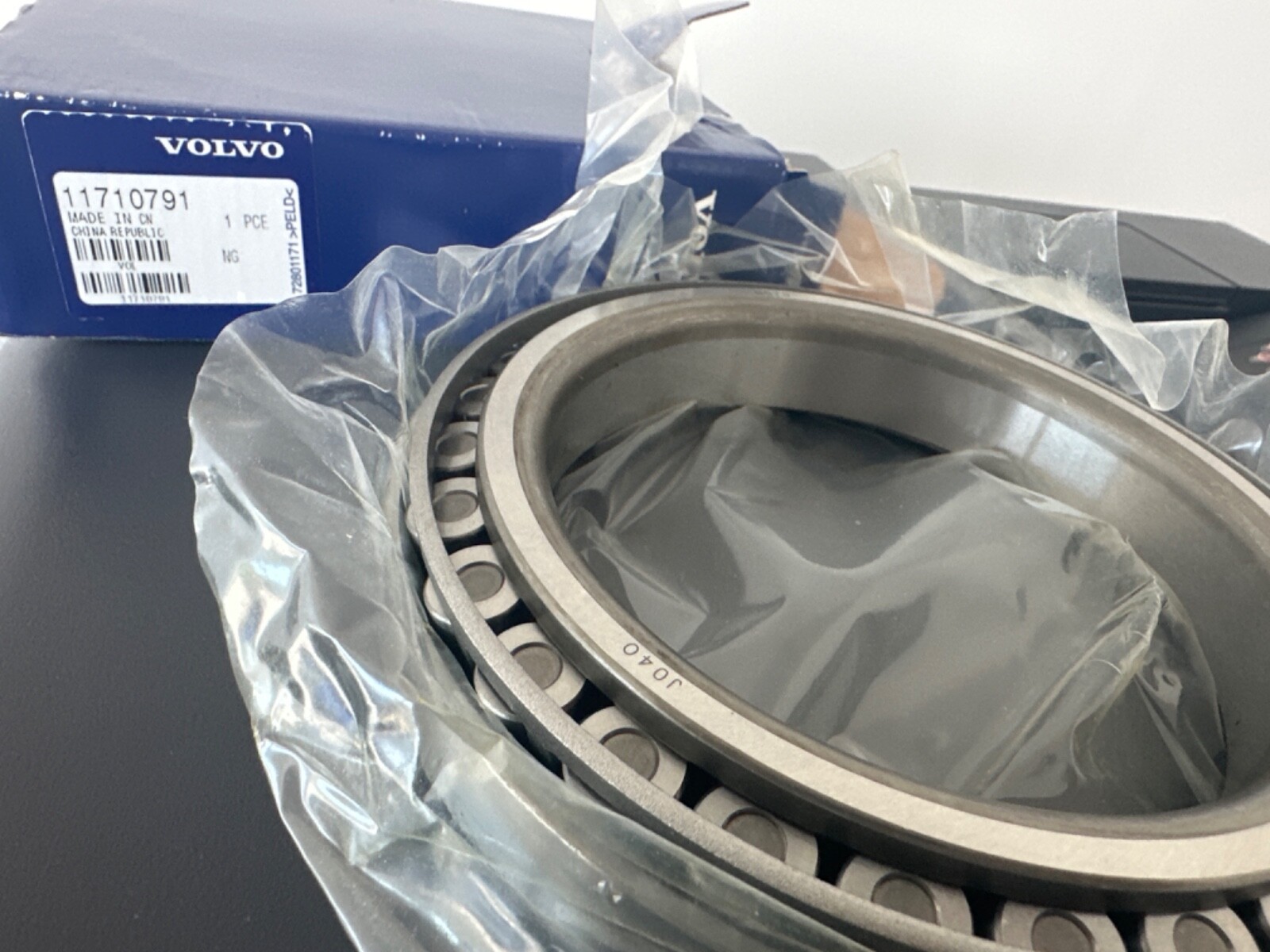 OEM VOLVO CE - Roller Bearing VOE 11710791 | eBay 