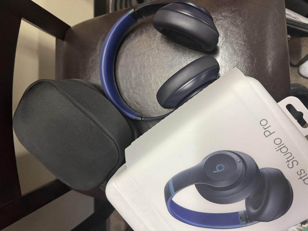 Beats by Dr. Dre Studio Pro Wireless Over-Ear Headphones - Navy
