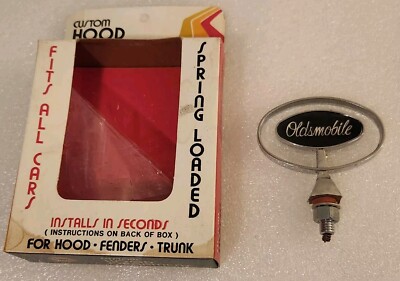 1973-1975 OLDSMOBILE CUTLASS HURST HOOD ORNAMENT NOS AFTERMARKET READ! 
