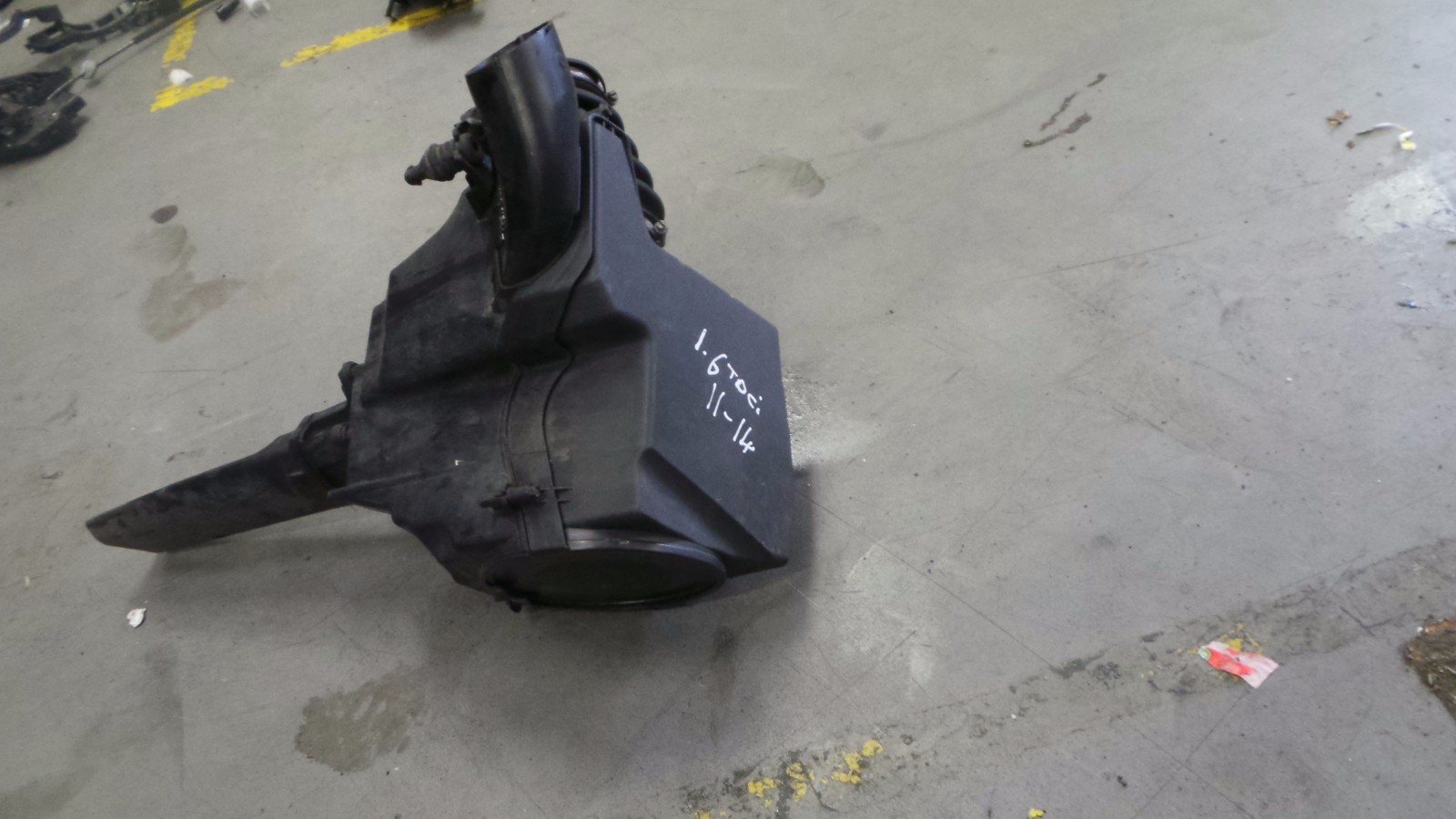 Ford Focus 1.6 tdci airbox 11-14 av61-9c679-ab 1741362 | eBay 