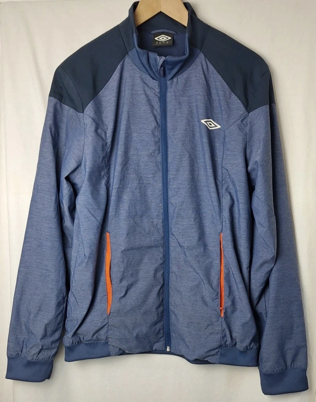 Men's Umbro Blie Zip Up Lightweight Jacket 2012 Size Medium