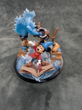 QMX Quantum Mechanix Disney's Fantasia - Sorcerer Mickey 7 Inch Q-Fig Max Elite