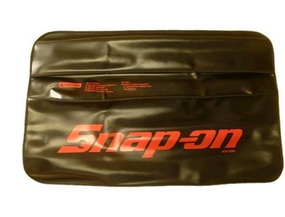 SNAP ON Tools fender cover large 26