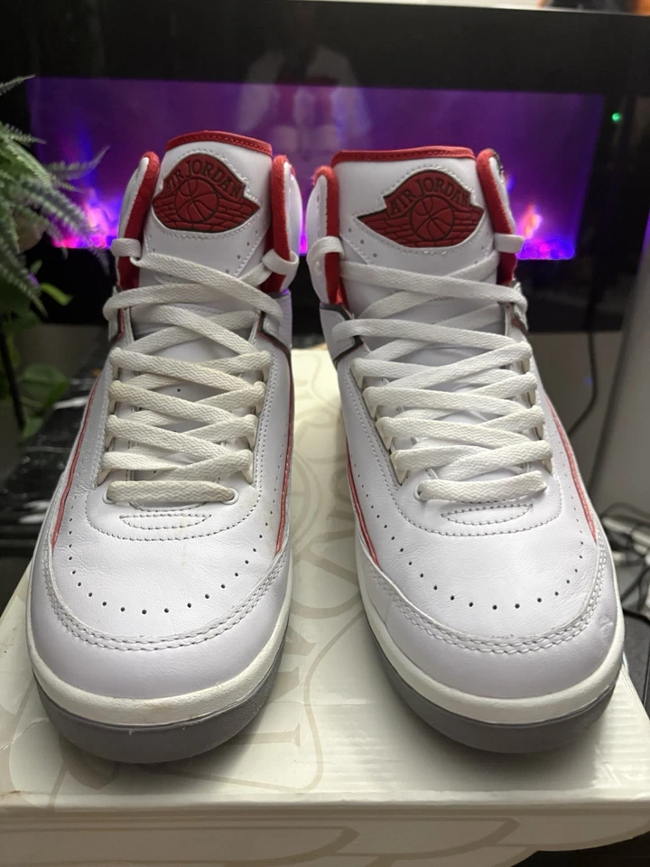 11 M - Air Jordan 2 Retro Origins "Italy". VNDS Zustand. OG Box. 2023 - Bild 1 von 4