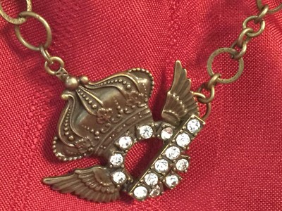 Winged Crown Rhinestone Charm Toggle Clasp Necklace 24