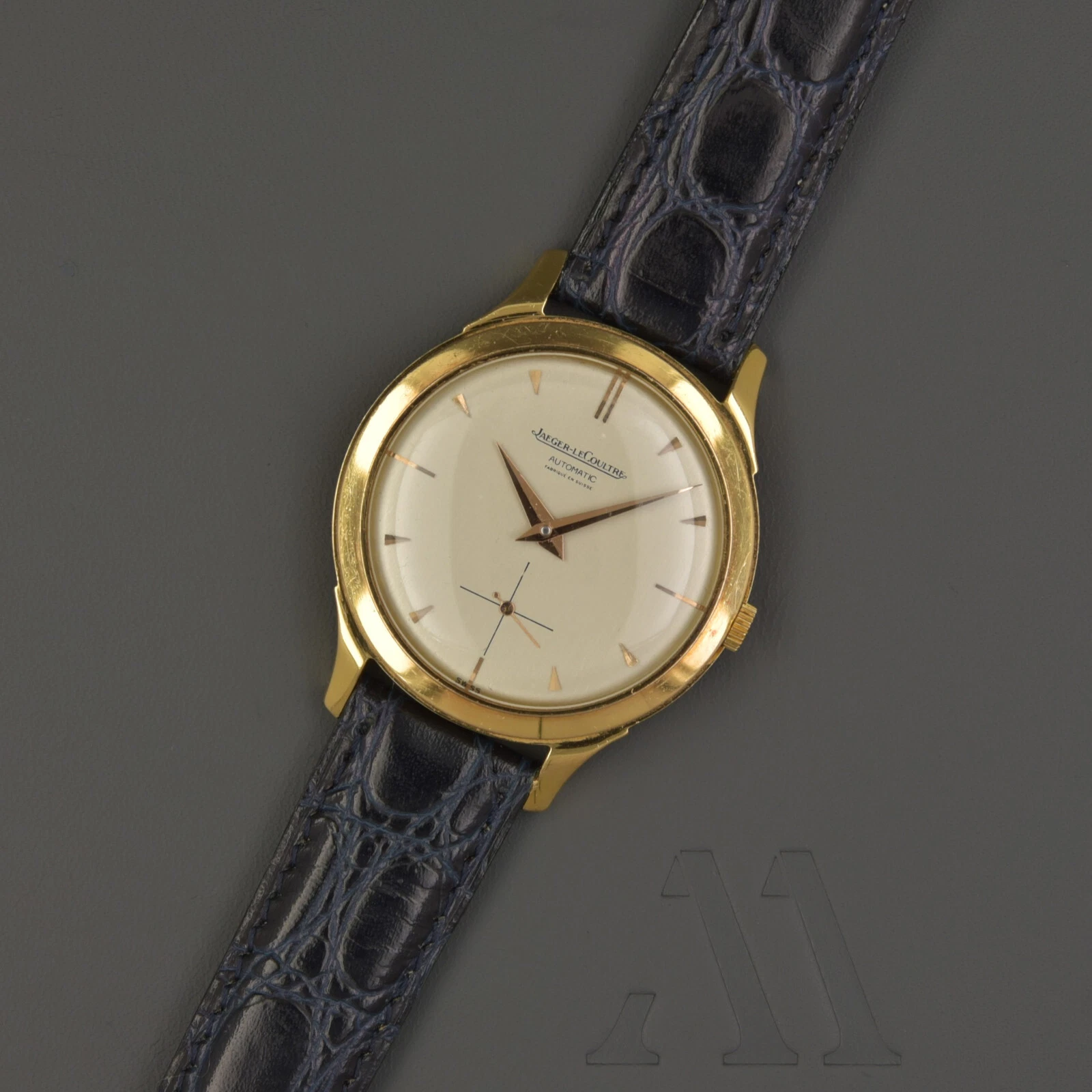 Jaeger LeCoultre — Jaeger-Lecoultre Vintage 18k Gold Fine Dress Watch P812 Automatic 50s