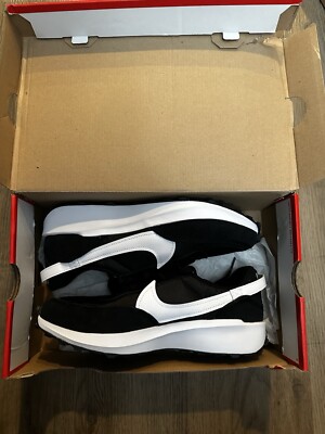 Size 10 - Nike Waffle Debut Black White