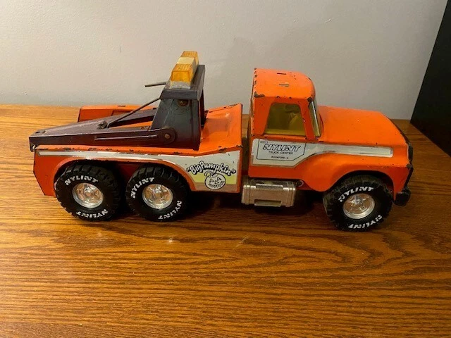 Nylint tow truck hotsell