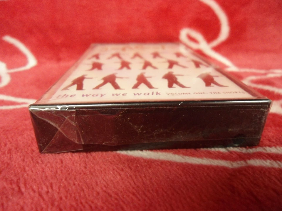 GENESIS Live The Way We Walk Volume One: The Shorts CASSETTE SEALED - Image 4 of 4