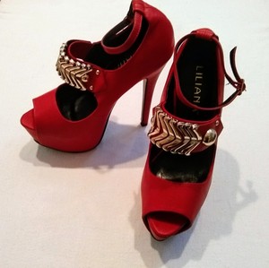 liliana red heels