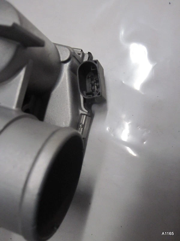 Fiat 500 Idea 2012-2020 Lancia OEM Electronic Throttle Body Genuine Bosch 1.4L - Image 3 of 4