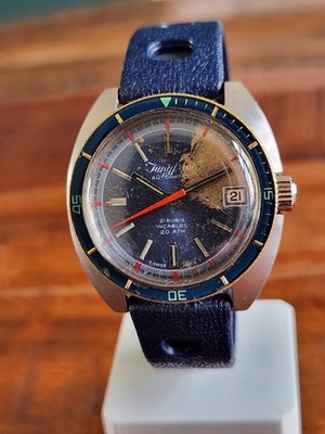 Jungfrau Diver Vintage ETA 2452 21 Jewels Automatic Bakelite Bezel