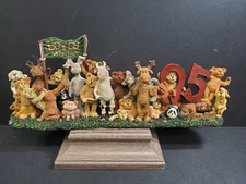 Boyd's Bears and friends "25 years and counting.