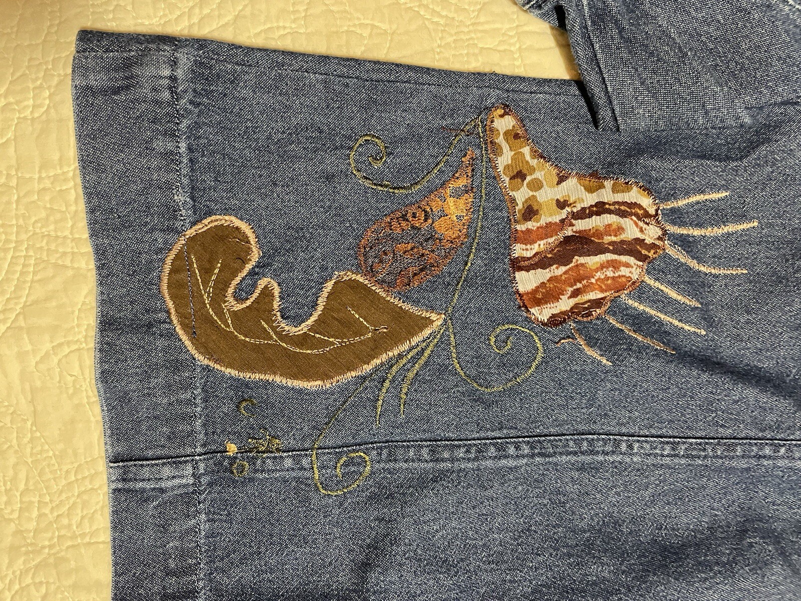 Breckenridge Embroidered Leafy Patchwork Button U… - image 17