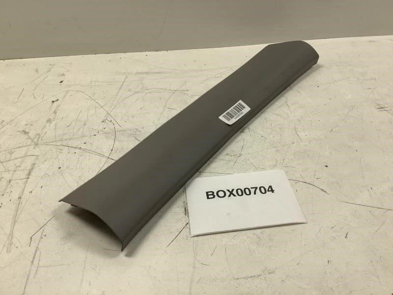 Honda Insight 2010 puerta trasera puerta levadiza maletero escotilla adorno medio OEM+ Foto 2 de 4