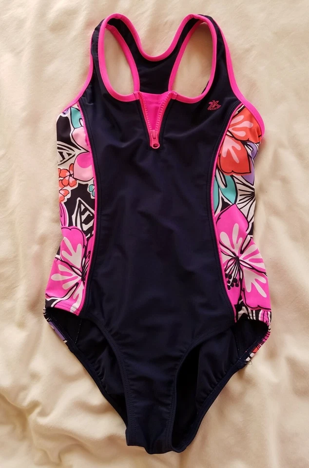 Traje de baño azul oscuro, rosa y floral de una pieza espalda cruzada para niña talla 12 Foto 3 de 4